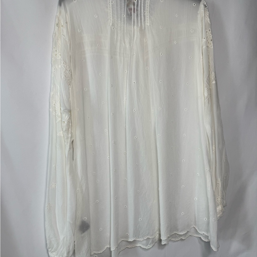 Johnny Was White Long Sleeve Pleated Blouse - Size L - Like New - Picture 7 of 9